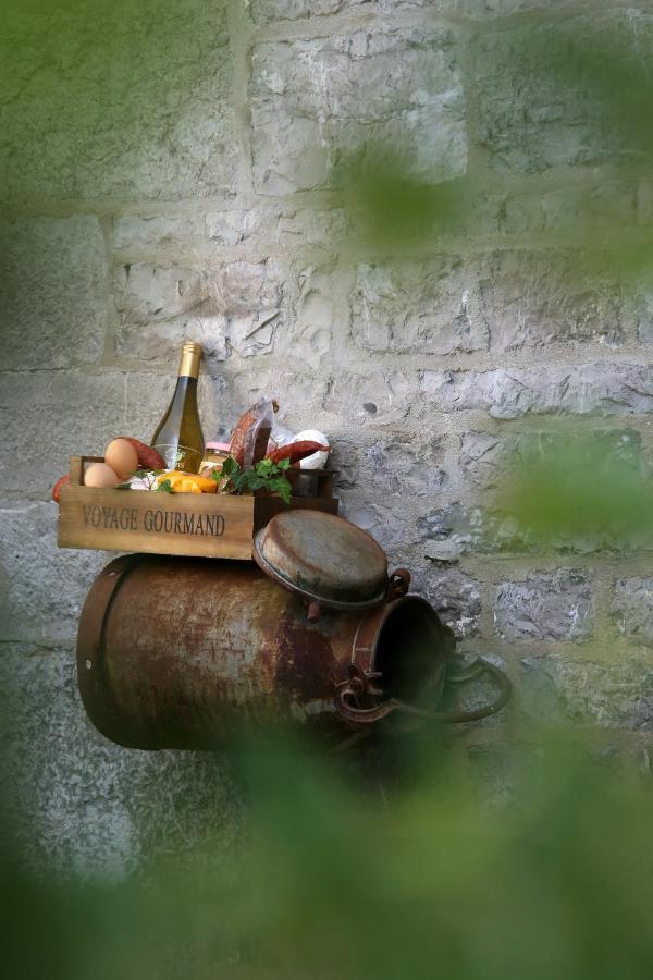 Ferme Houard Bed & Breakfast Bomal Bagian luar foto